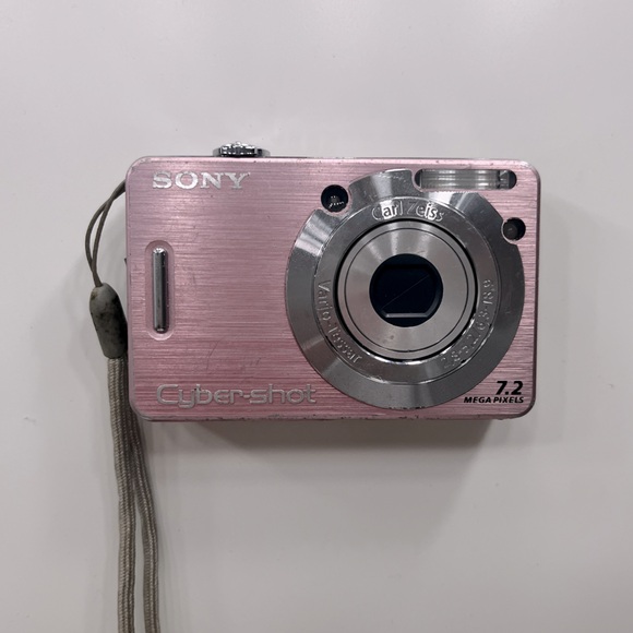 Pink Sony Cybershot Digital Camera - Picture 1 of 9